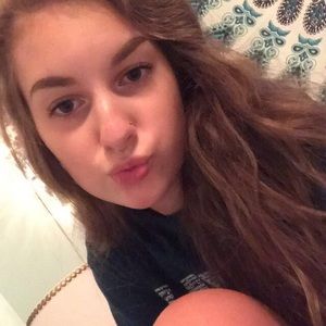 Meet your Posher, Jillian